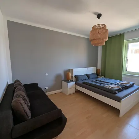 Ruhige 3-zimmer-wohnung Messenah