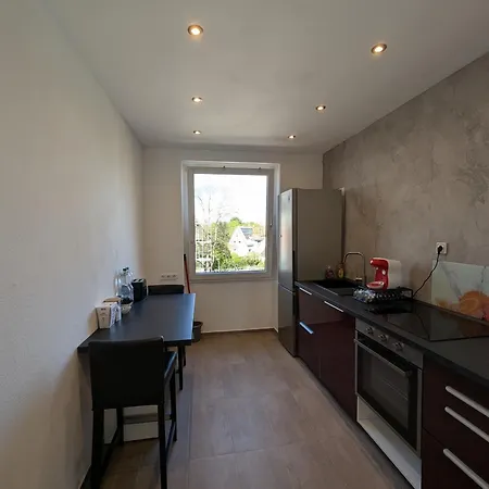 Ruhige 3-zimmer-wohnung Messenah